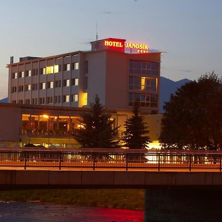 Hotel Janosik Liptovský Mikuláš Extérieur photo
