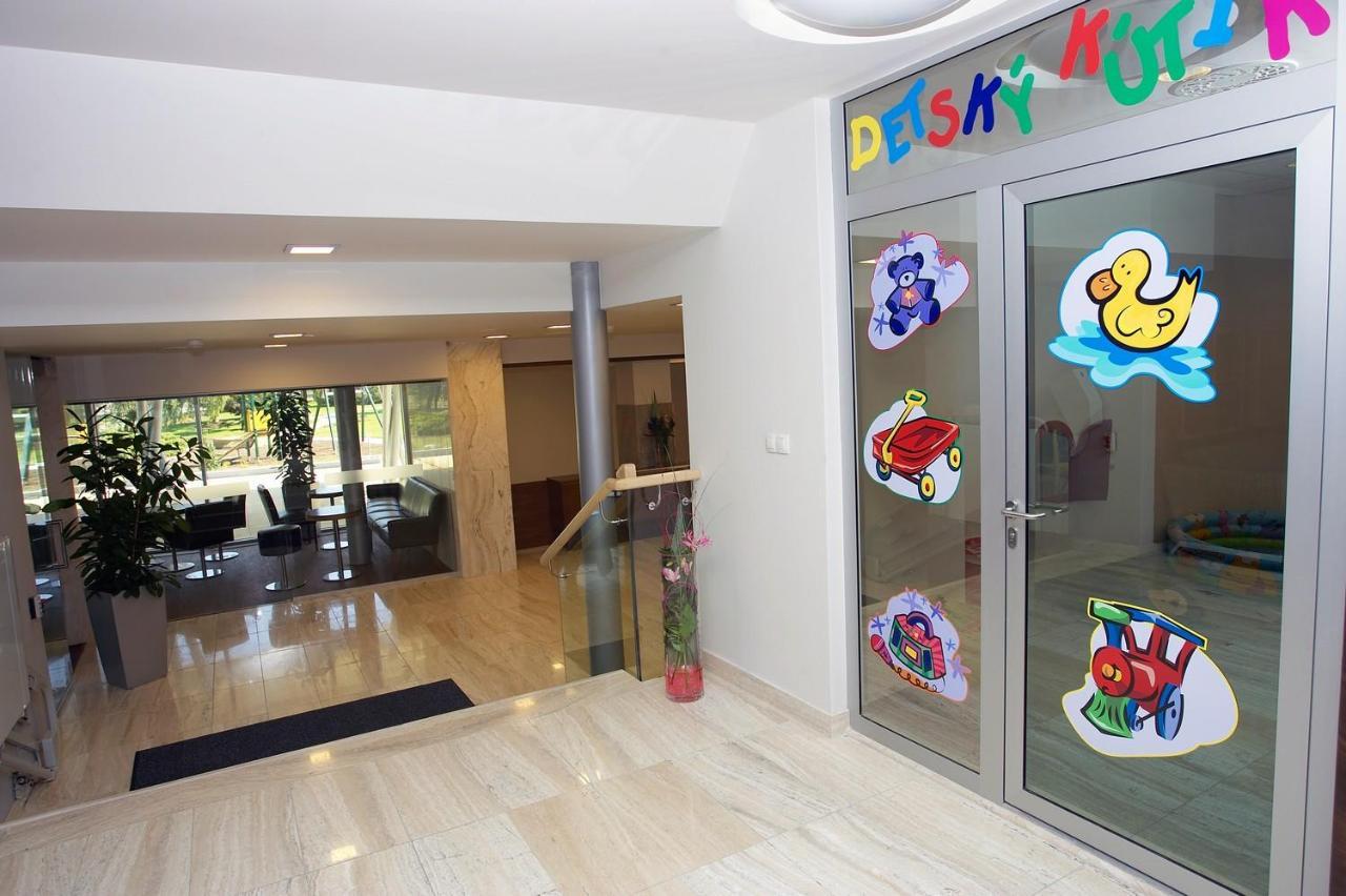 Hotel Janosik Liptovský Mikuláš Extérieur photo