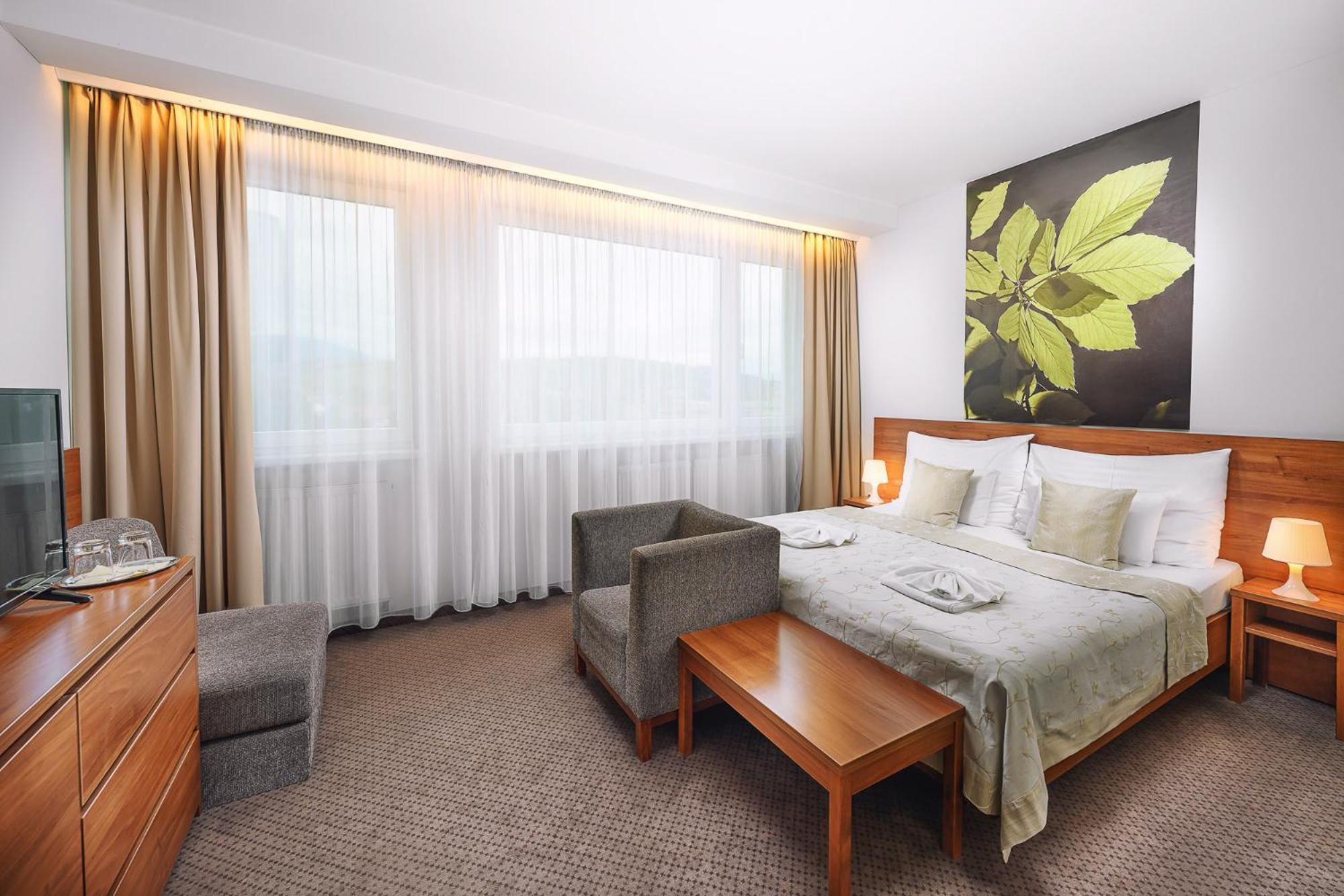Hotel Janosik Liptovský Mikuláš Extérieur photo